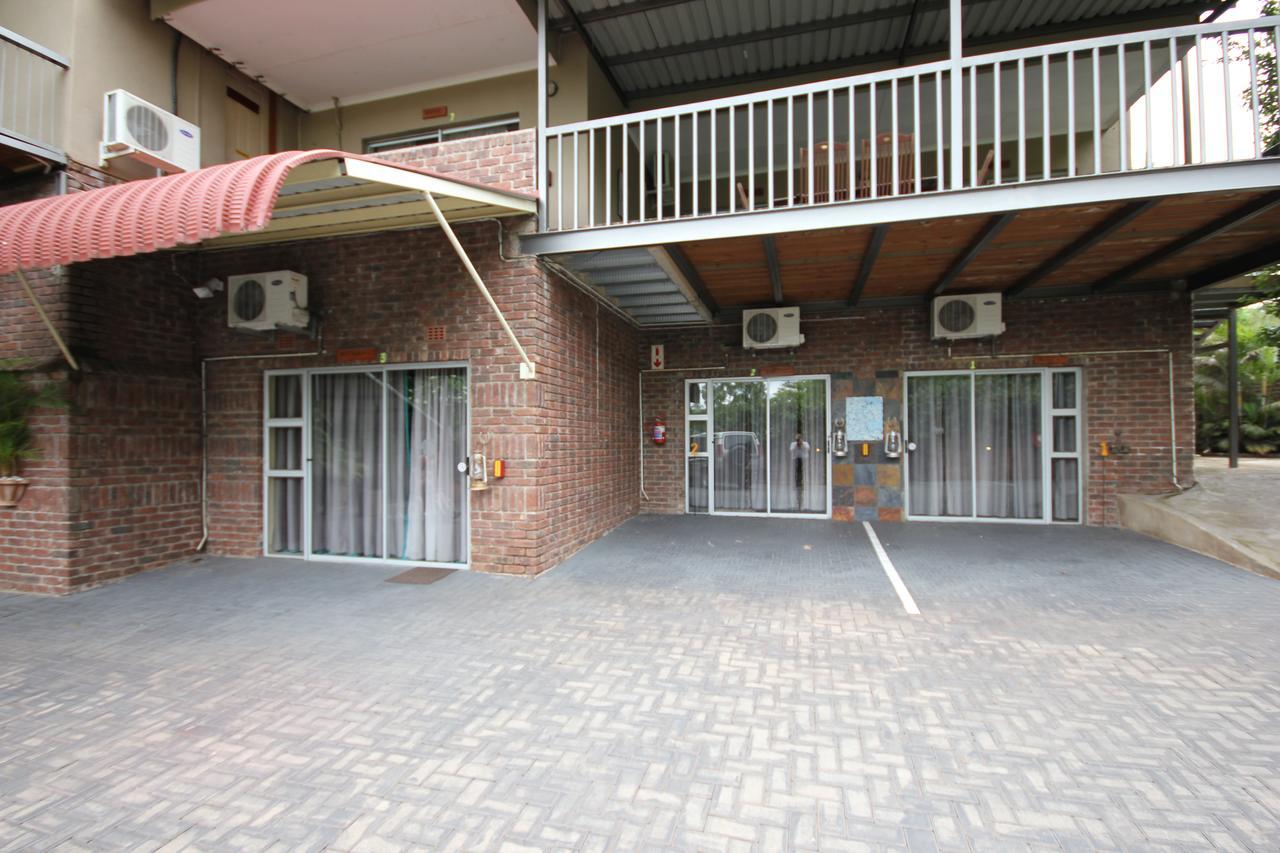 Ingwe Guesthouse Mbombela Exterior photo